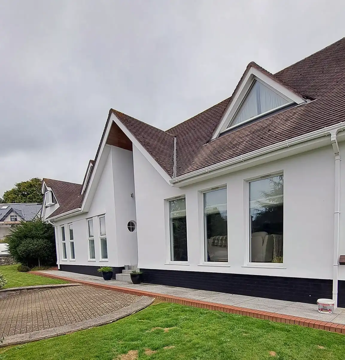 Exterior façade and bay front painting in Plymouth by Fineline Decorators Plymouth